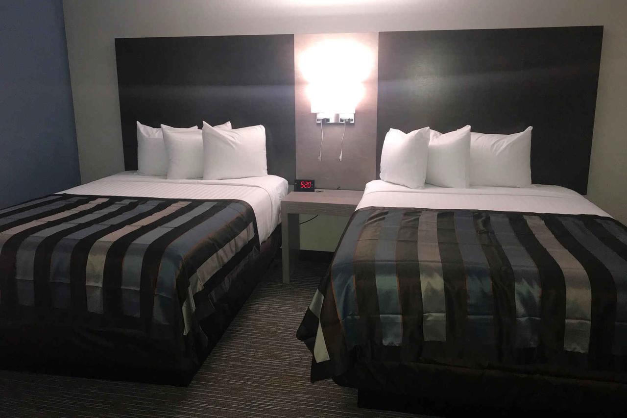 Wingate By Wyndham Louisville Airport Expo Center Exteriör bild