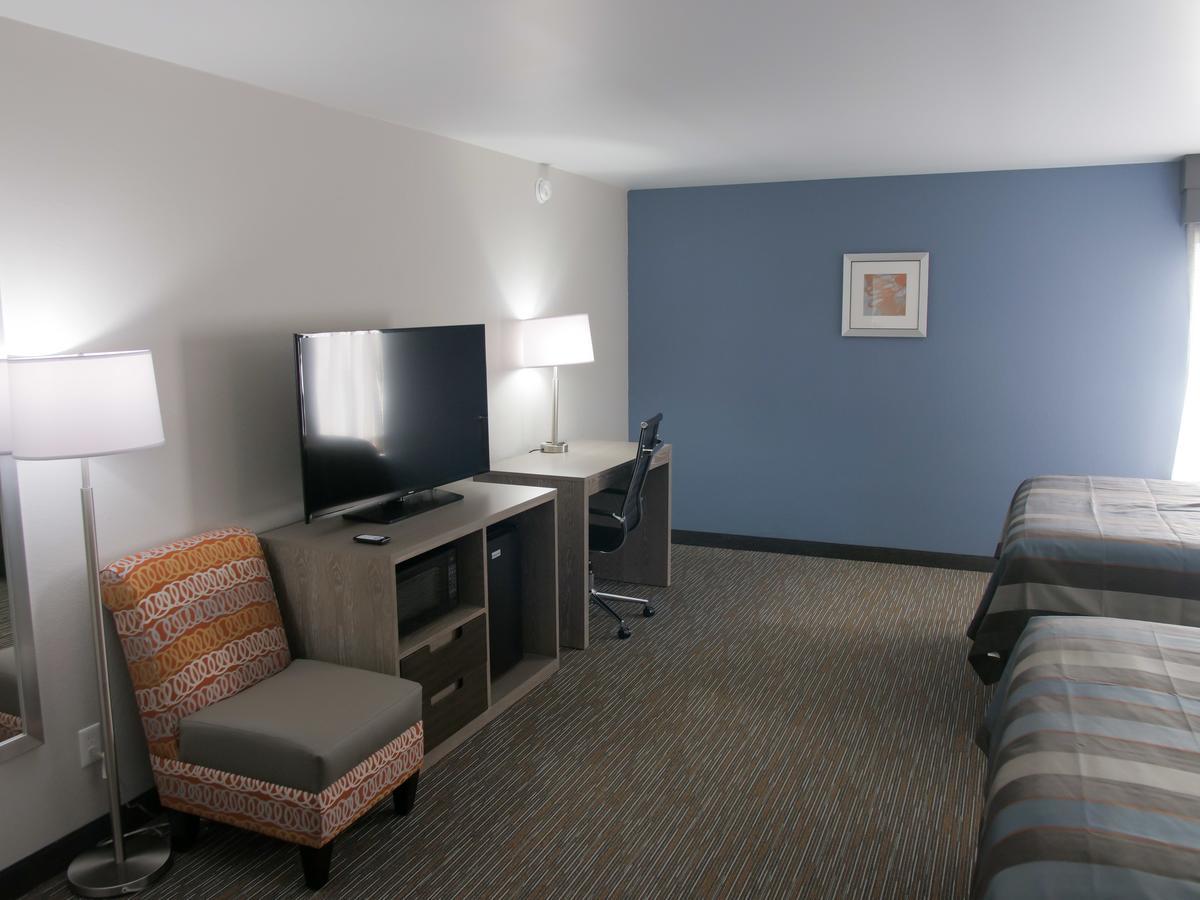 Wingate By Wyndham Louisville Airport Expo Center Exteriör bild