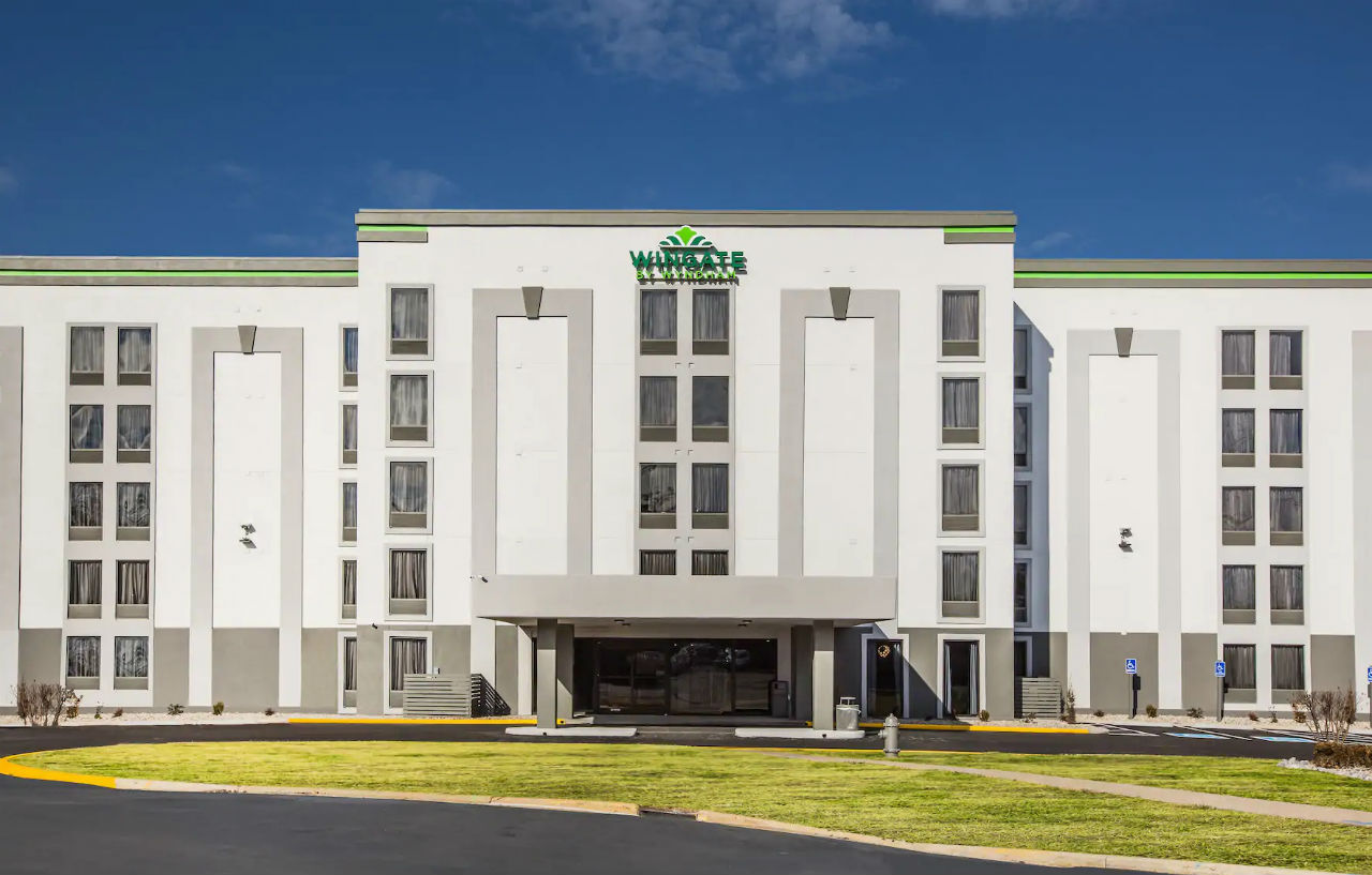 Wingate By Wyndham Louisville Airport Expo Center Exteriör bild